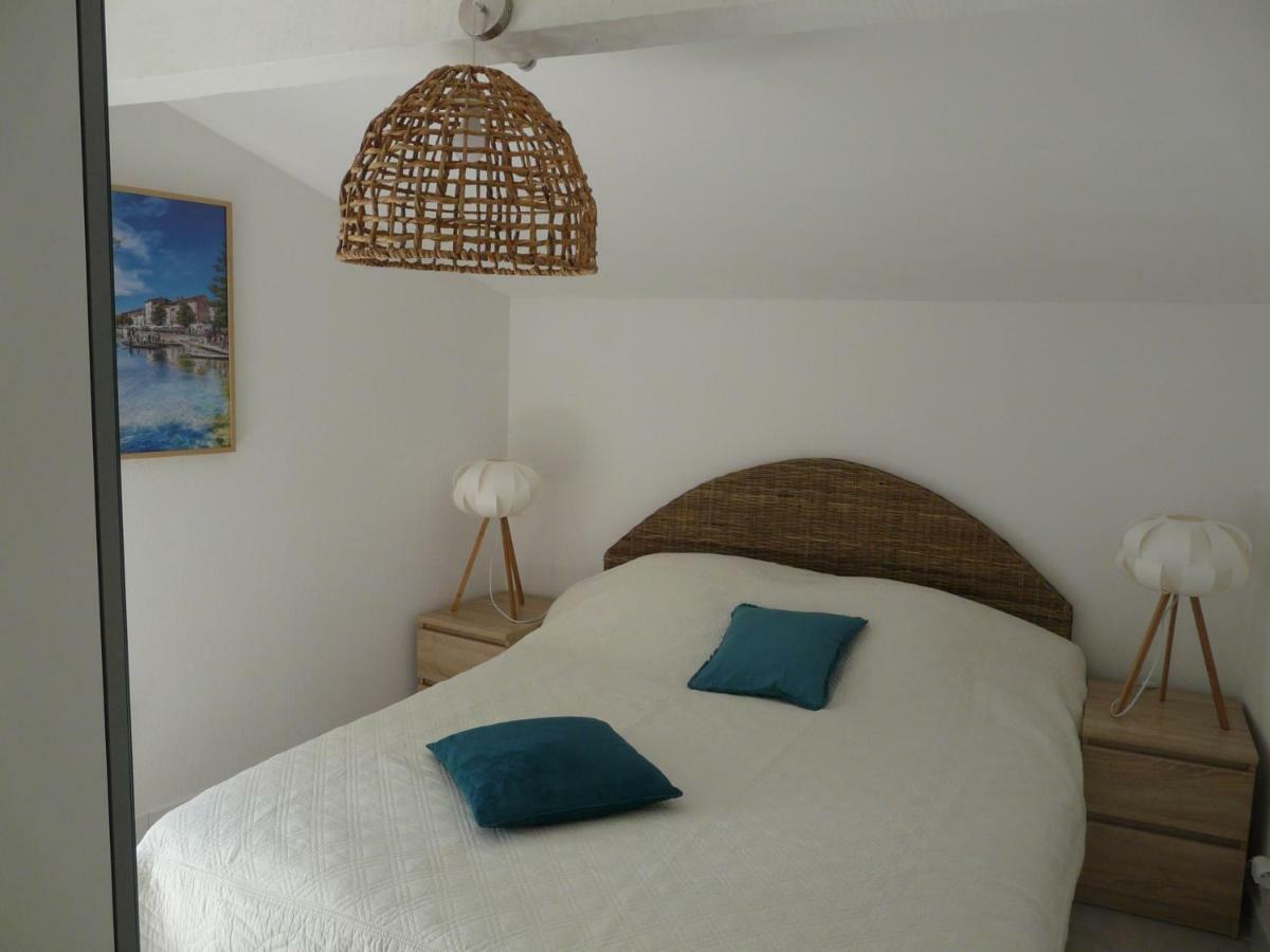 Bleu De L'Isle Apartman Kültér fotó